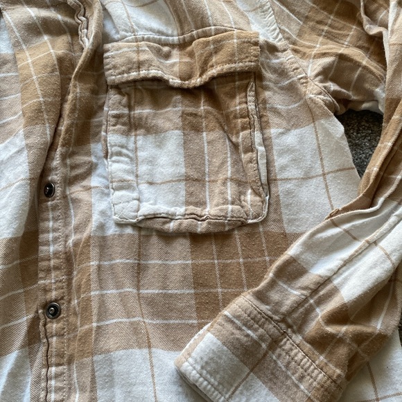 AE Flannel - Picture 2 of 4